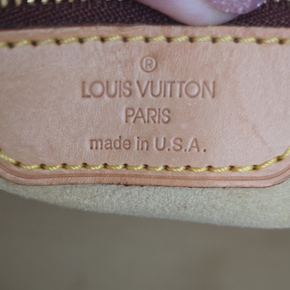 Louis Vuitton Babilone Monogram Canvas Bag - Picture 11 of 13
